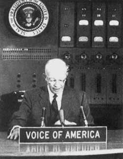 艾森豪威尔提出企图控制中东的侵略扩张计划