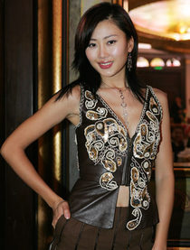 谢东娜的英文名