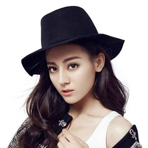 迪丽热巴&middot;迪力木拉提的英文名