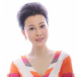 邬倩倩的英文名